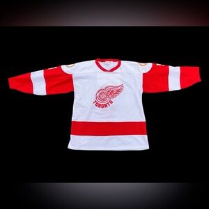 Retro Men’s XL Toronto Red Wings Hockey Jersey Don Cherry Sponsor